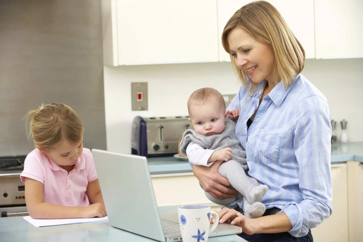 Desant mama na virtualni svijet