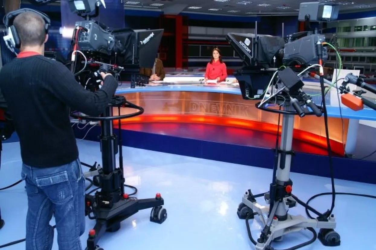 Vlasnik Nove TV prodaje imovinu i povećava naknade