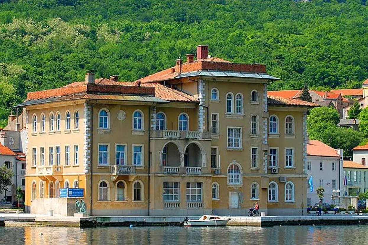 Hotel Jadran-Bakar traži direktora