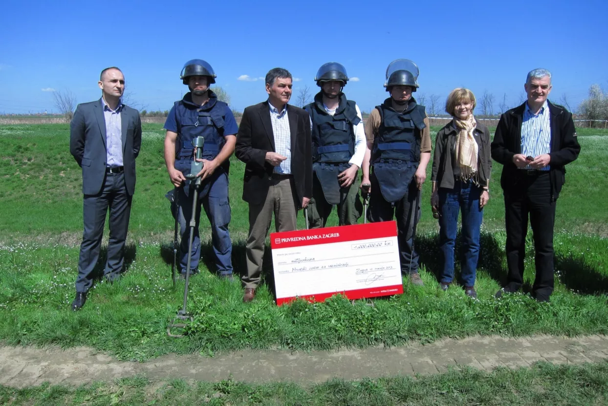 PBZ donirao milijun kuna za razminiranje
