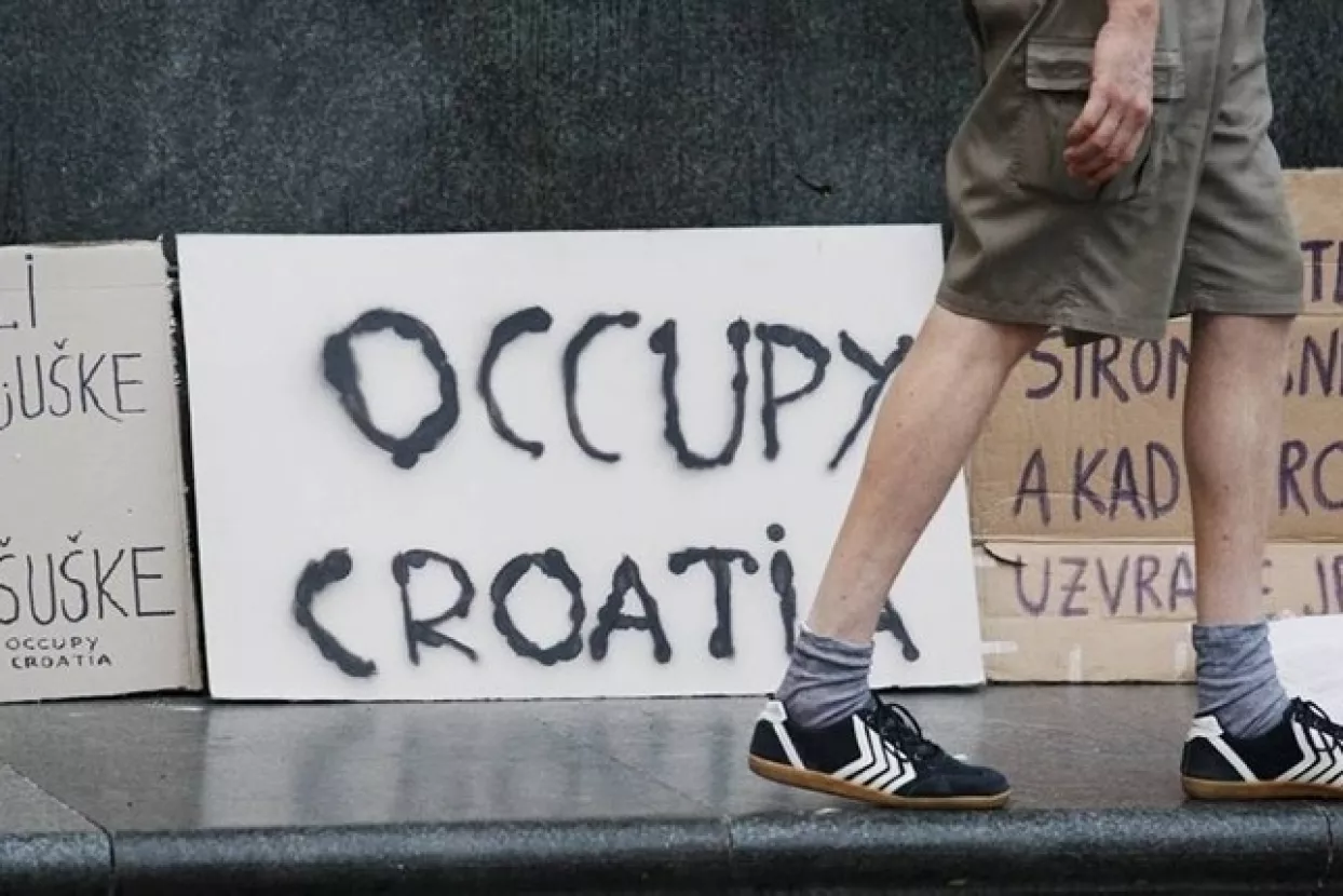 Prikupljaju stare mobitele za Vladu