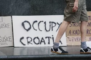 Prikupljaju stare mobitele za Vladu