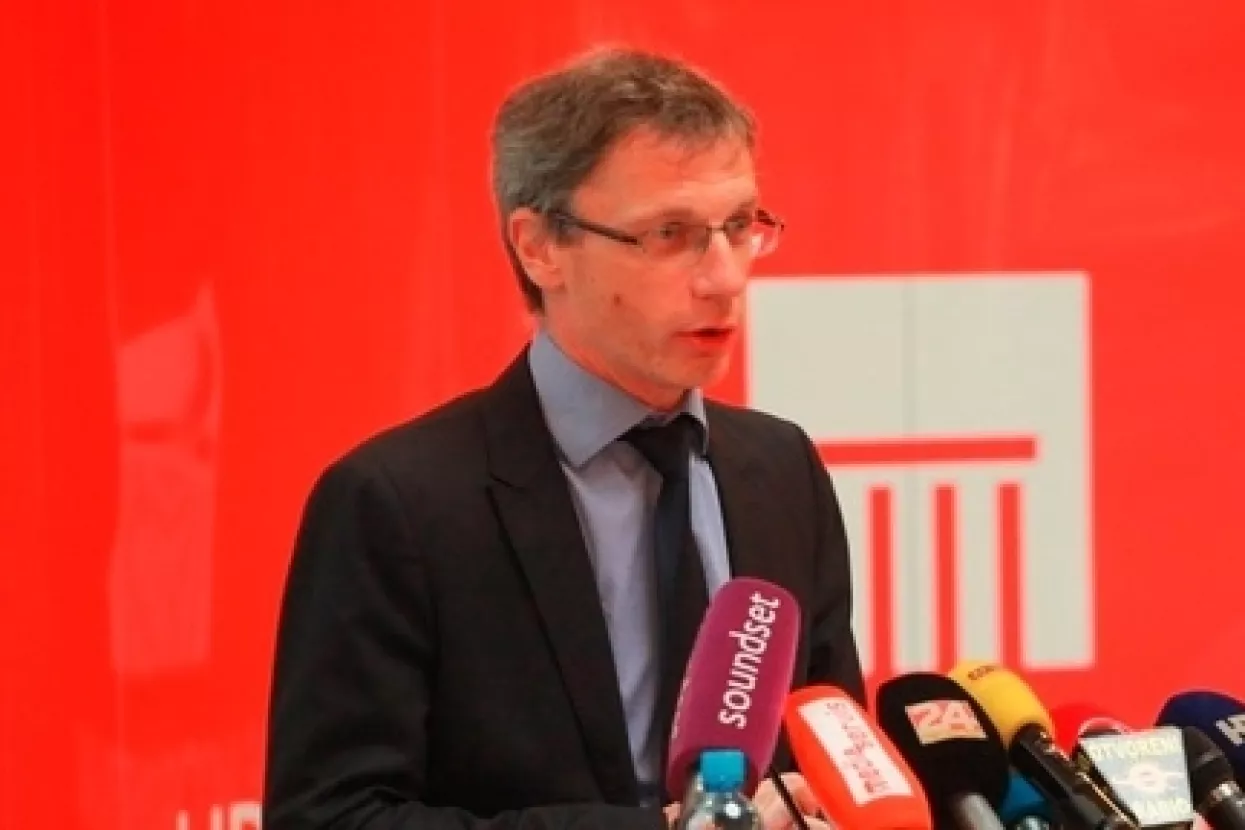'Vlada po svijetu treba tražiti investicije'