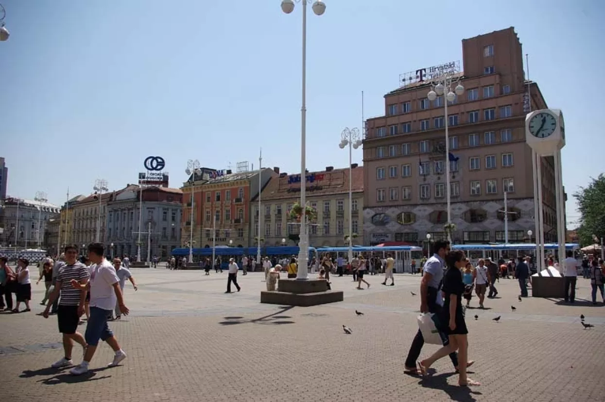 Na Trg Bana Jelačića 30.lipnja samo s akreditacijom