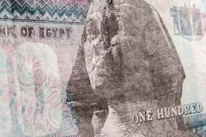 U Egiptu zbog krvavih nemira zatvorena burza i banke
