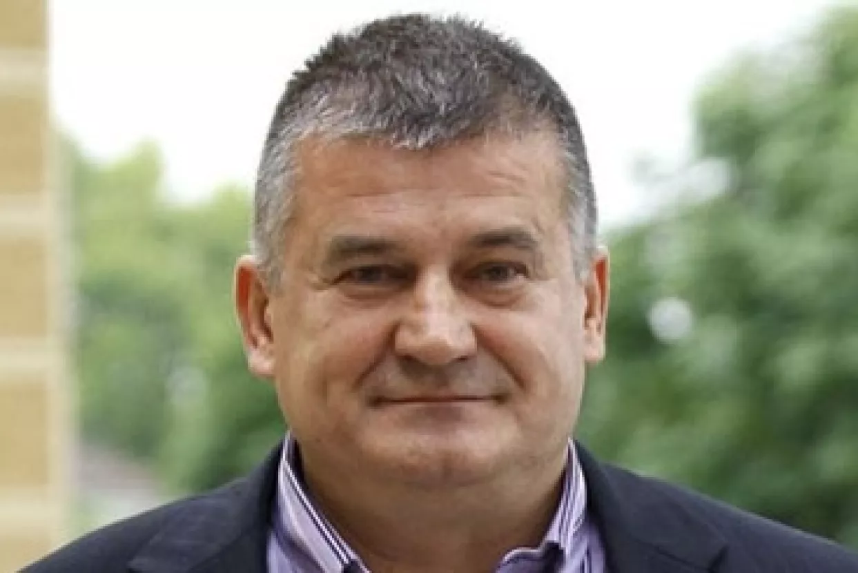 Raspisana tjeralica za Miroslavom Kutlom