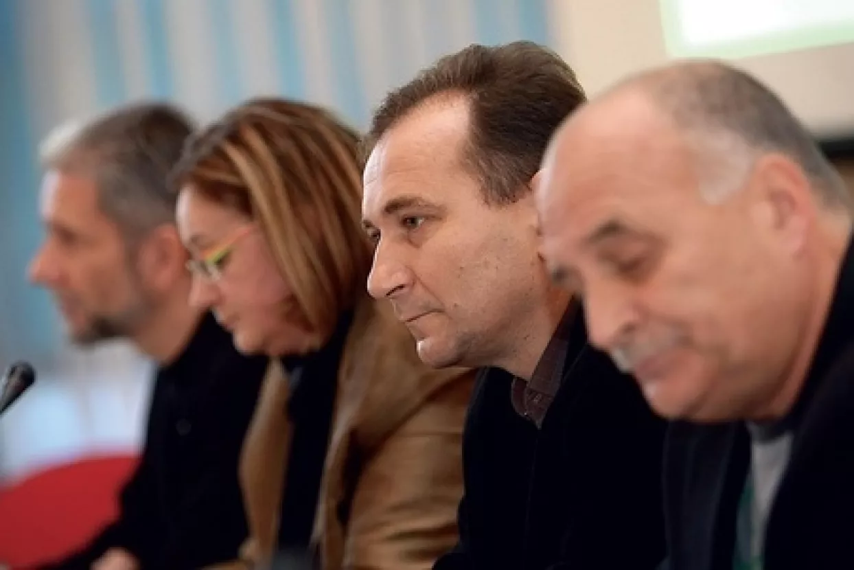 Sindikati protiv novih rezova i povećanja PDV-a