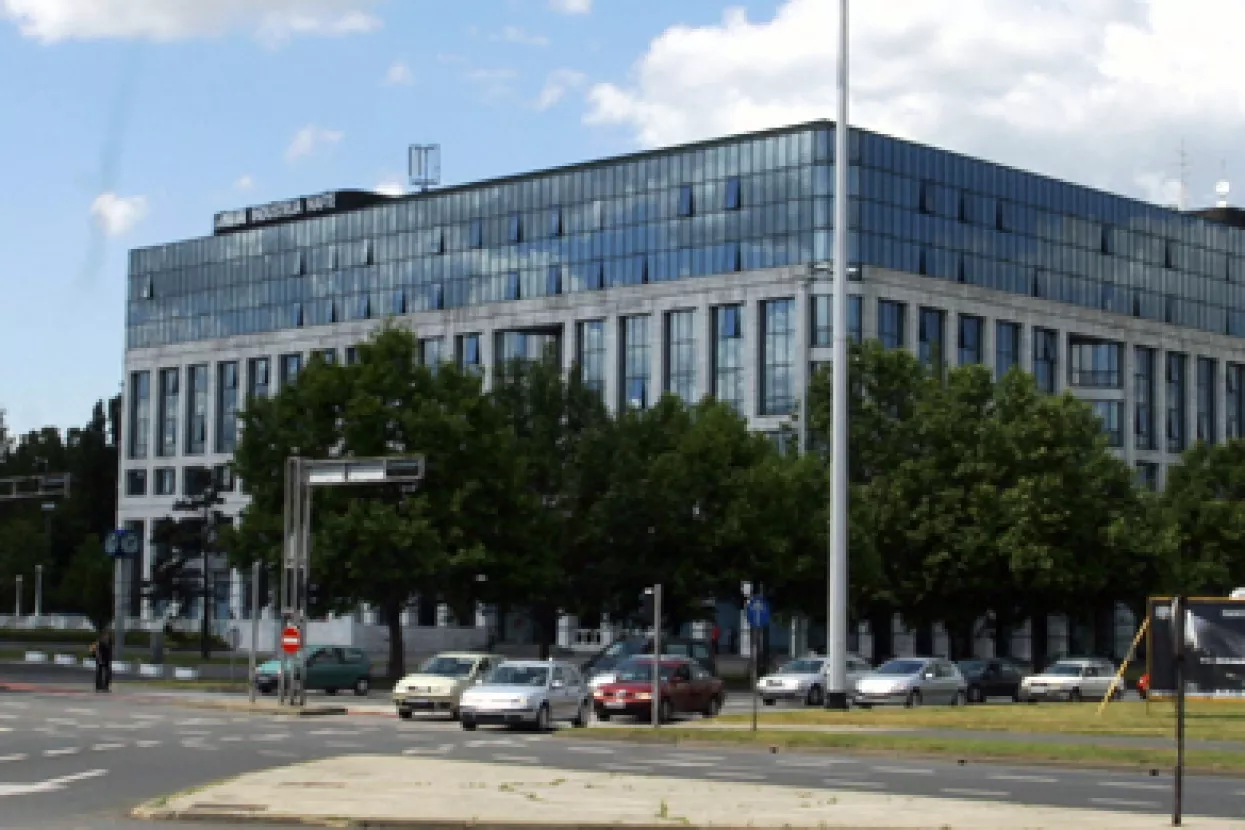 Vlada treba iskoristiti pravo prvokupa Ininih dionica