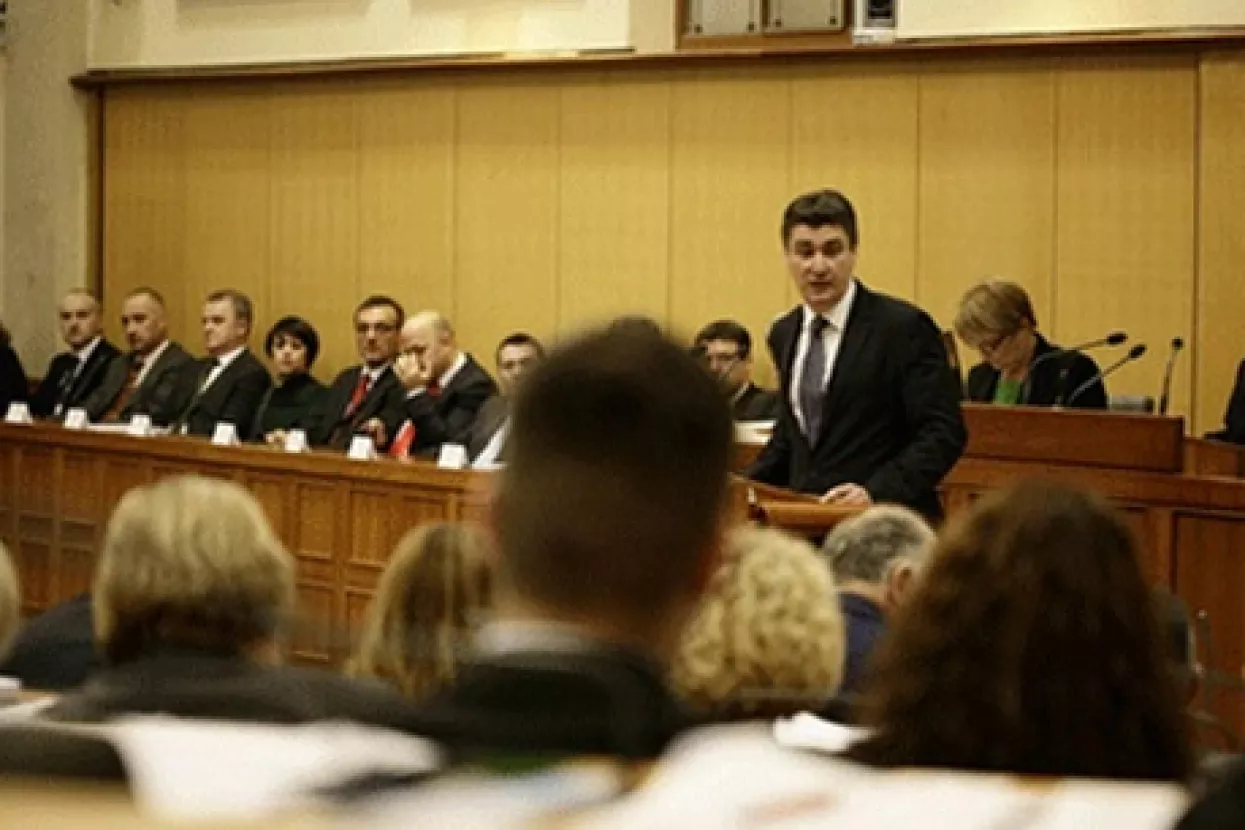 Milanović predstavio proračun u Saboru, oporba ga nazvala kukavičkim