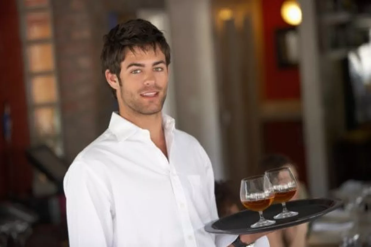 Najtraženija zanimanja u 2013. konobar, prodavač i prodajni predstavnik