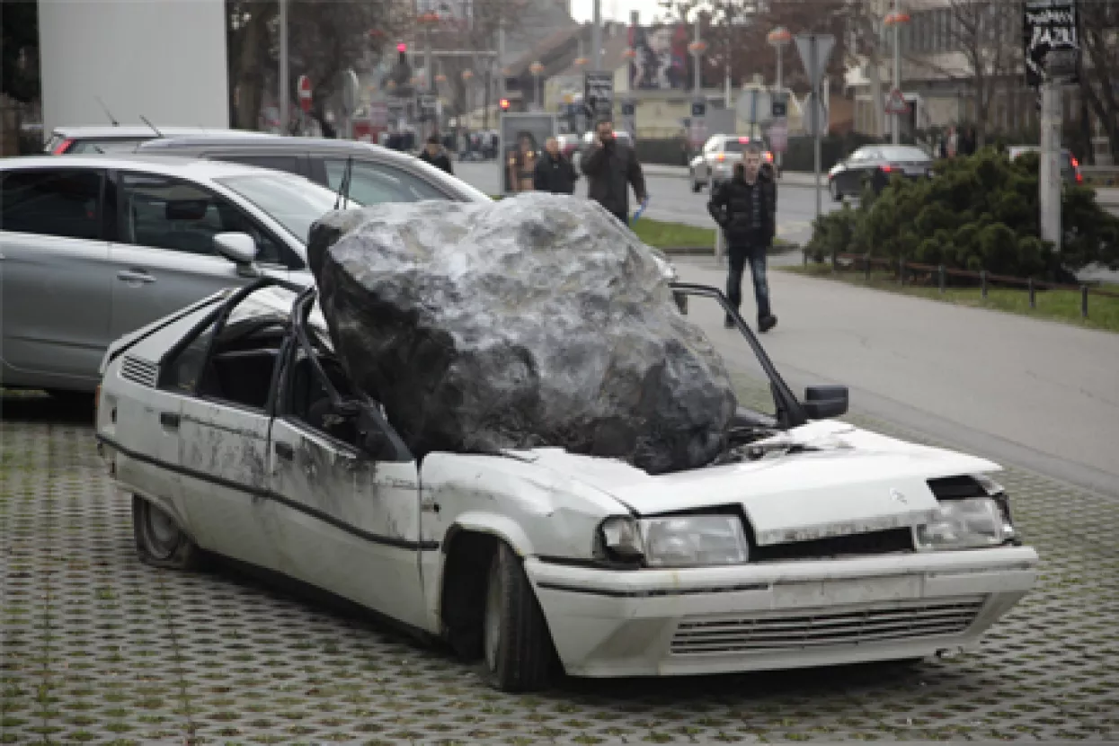 Meteor 'pogodio' Citro&euml;nov auto u zagrebačkoj Savskoj