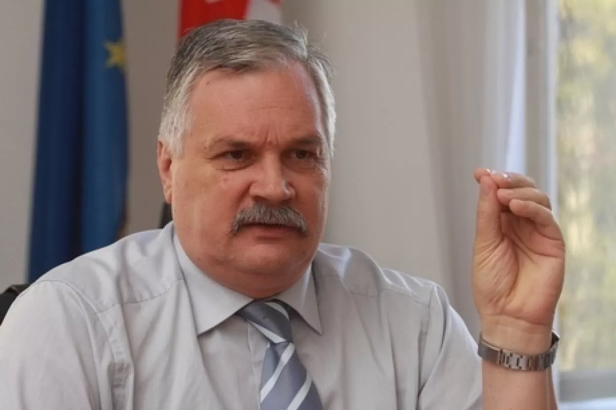 Politička podobnost najveća je kočnica državne efikasnosti