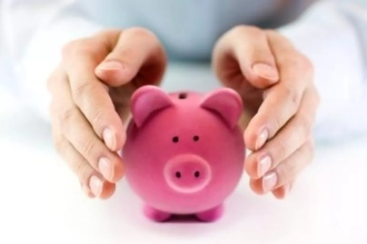 U Hrvatskoj 18% građana &scaron;tedi u banci, a 21% ima neki kredit