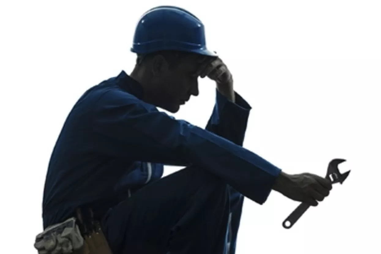I dalje pada broj zaposlenih u domaćoj industriji