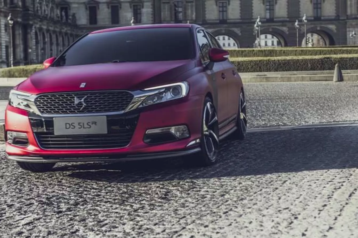 Konceptno vozilo  DS 5LS R: Rasko&scaron; i tehnologija u službi performansi