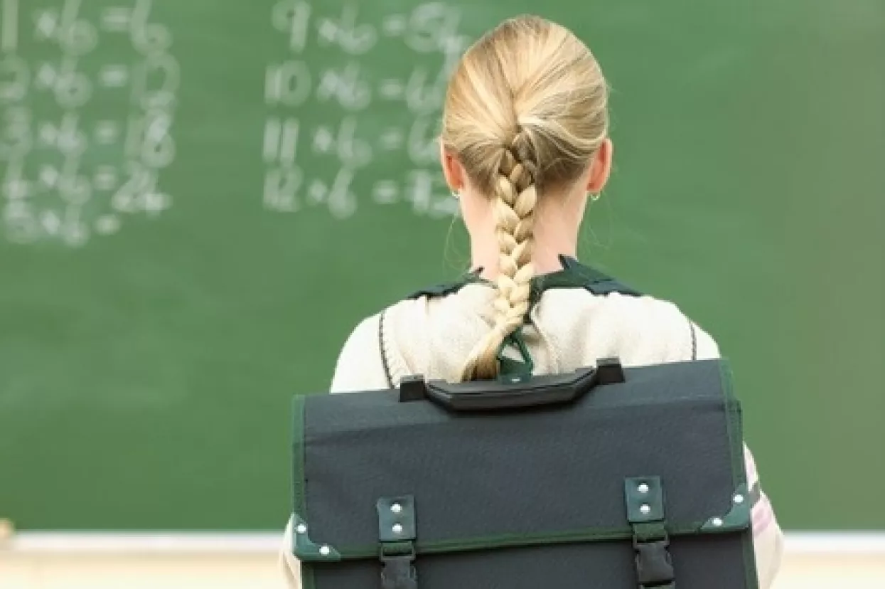 Dok je zajmova i stipendija, skupi studij ne odbija studente