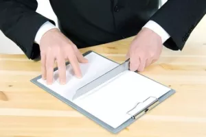Građani i poduzeća nastavljaju se razduživati