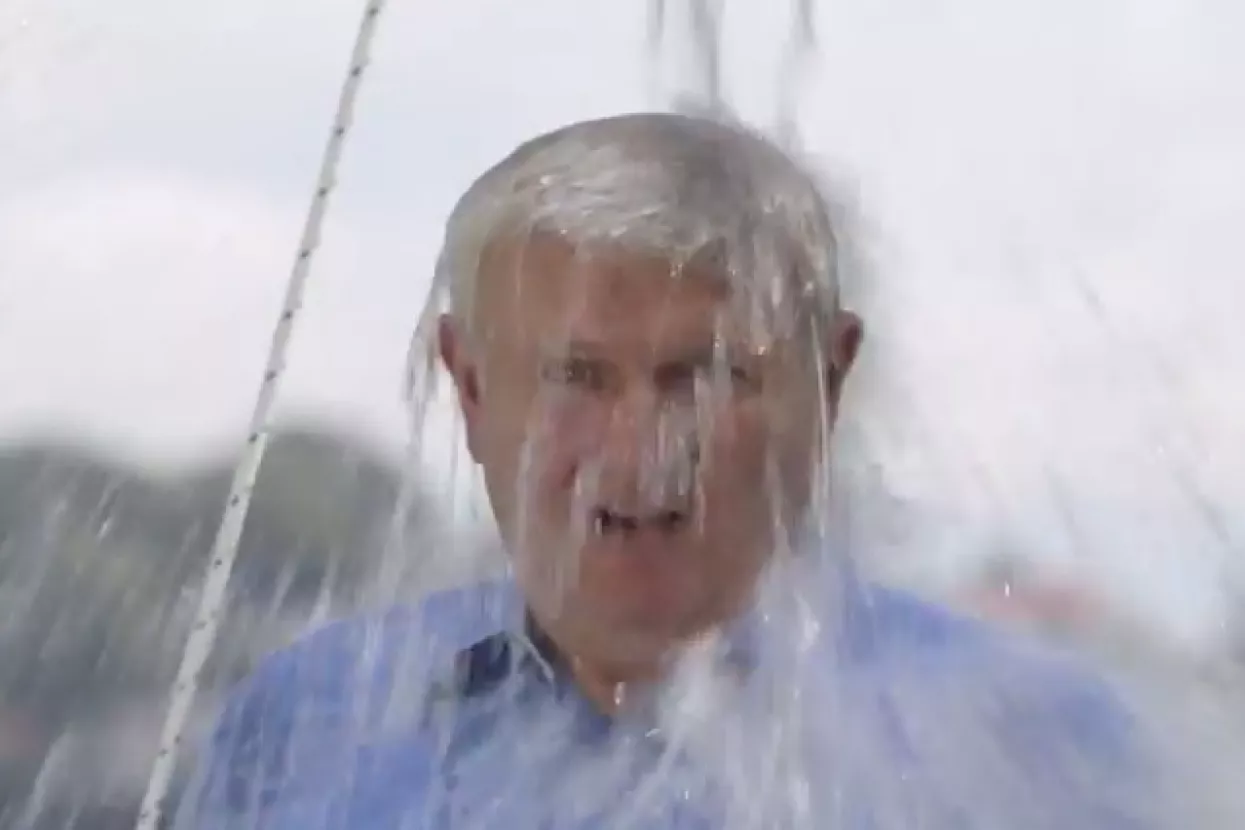 VIDEO: Ivica Todorić prihvatio Ice Bucket Challenge i nominirao Antu Vlahovića