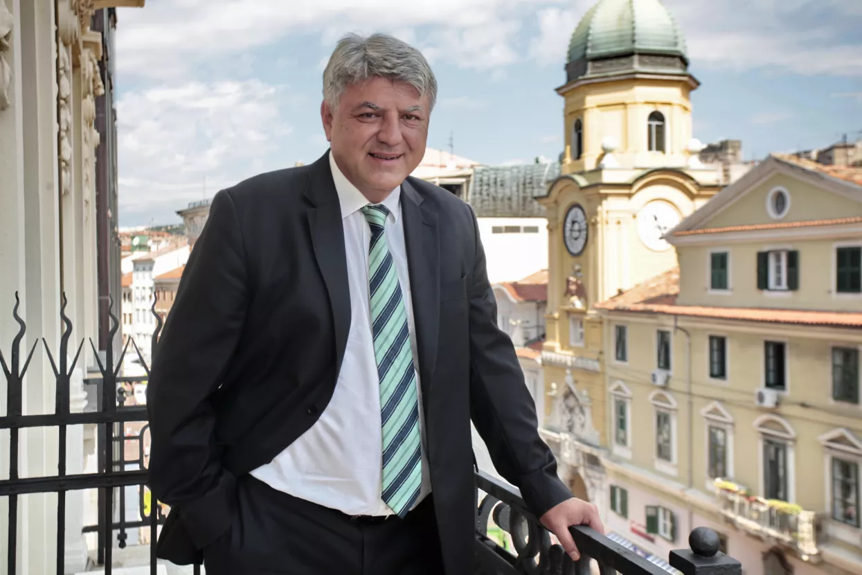Ekstraprofit je svaki profit znatno vi&scaron;i od kamatne stope i treba ga progresivno oporezivati
