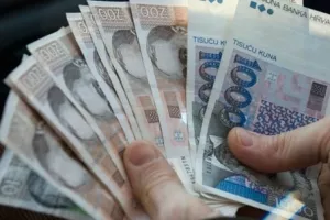 Pad kreditiranja u srpnju, peti mjesec zaredom