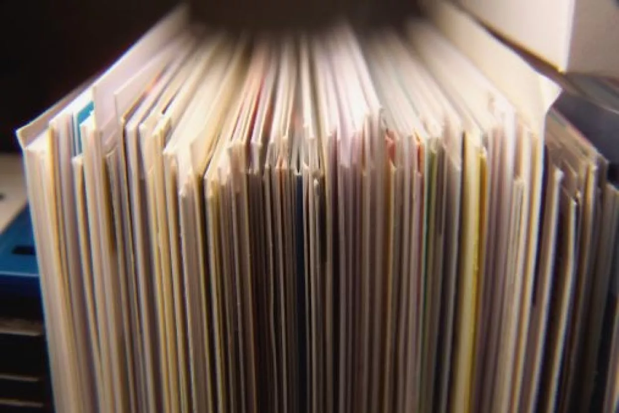 Kako izigrati vjerovnika zabilježbom prvenstvenog reda?