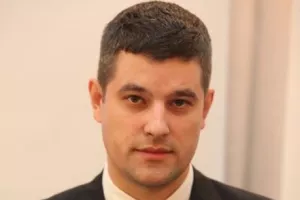 Allianz Invest &scaron;iri djelatnosti na investicijsko savjetovanje i upravljanje portfeljem