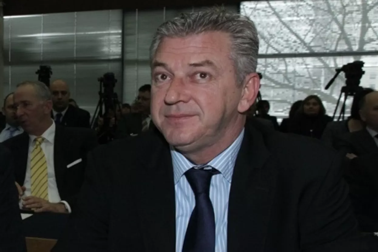 MUP ne planira EU pločice
