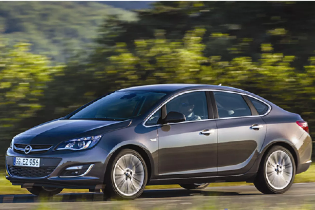 Opel Astra Sedan Drive 1,6 - Klasični prtljažnik dobro se uklopio u novi dizajn
