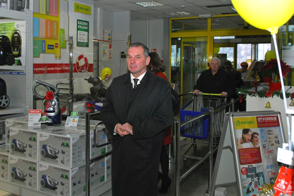 'Pevec će u svemu davati prednost domaćim dobavljačima'