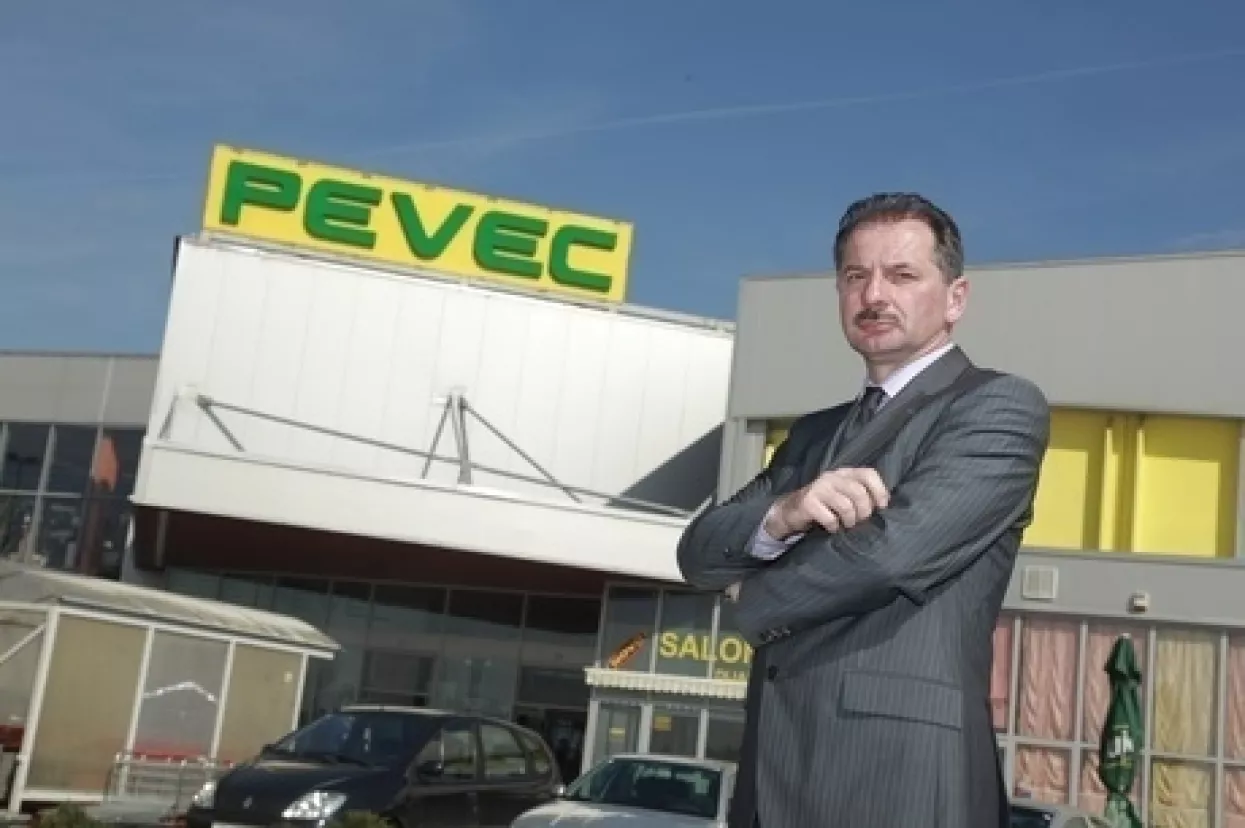 Pevec krajem godine lista dionice na Zagrebačkoj burzi