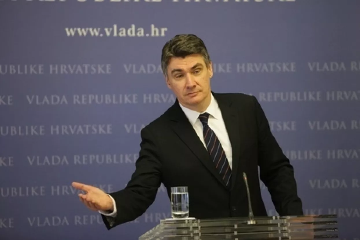Milanović: Stambeni krediti ubuduće samo u kunama
