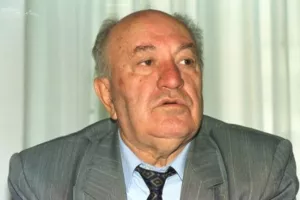 Umro Dušan Bilandžić