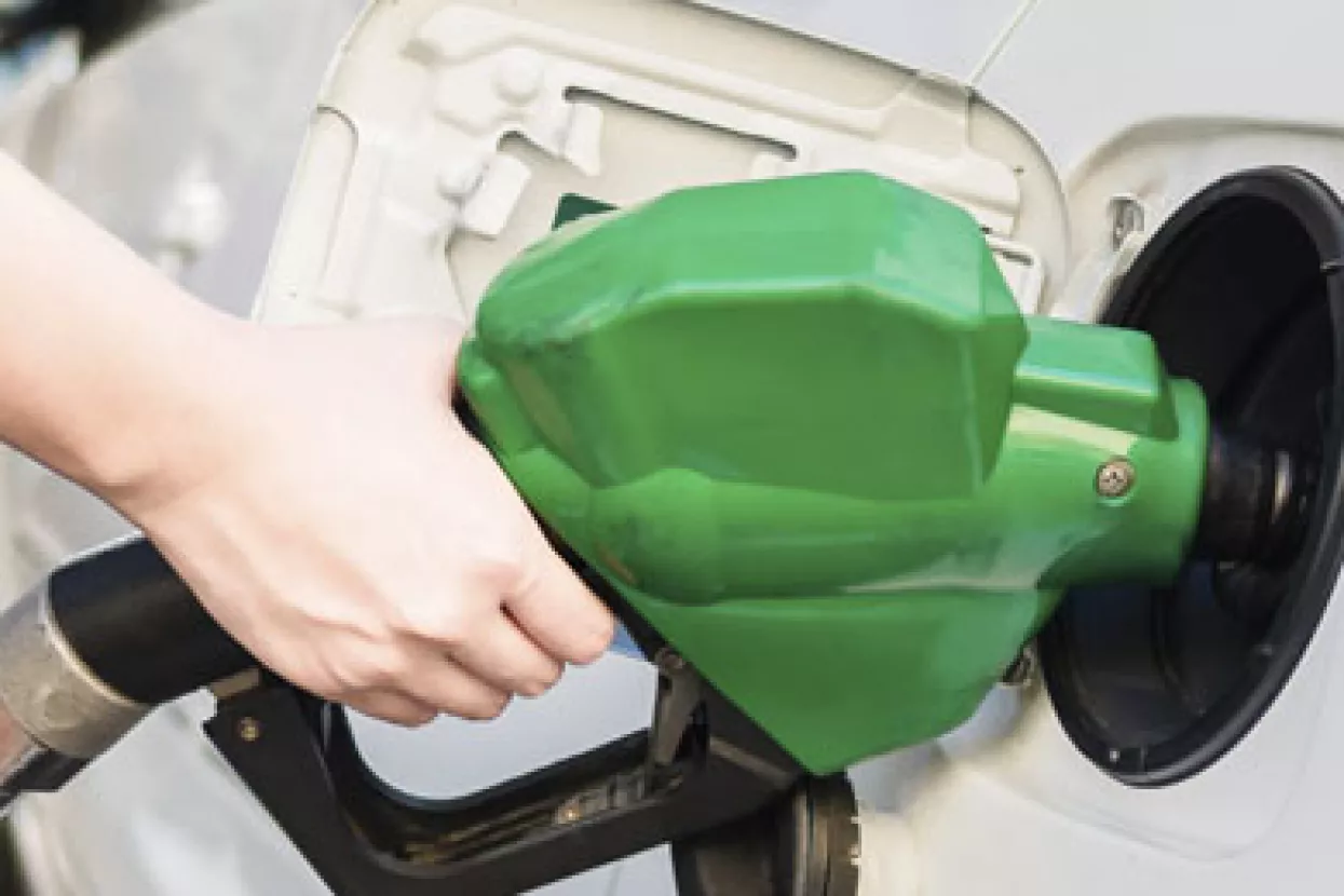 Litra benzina uskoro će premašiti 11 kuna