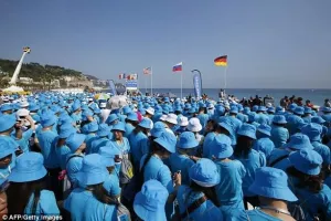 Za 20. godi&scaron;njicu poslovanja 6400 radnika počastio putovanjem u Francusku