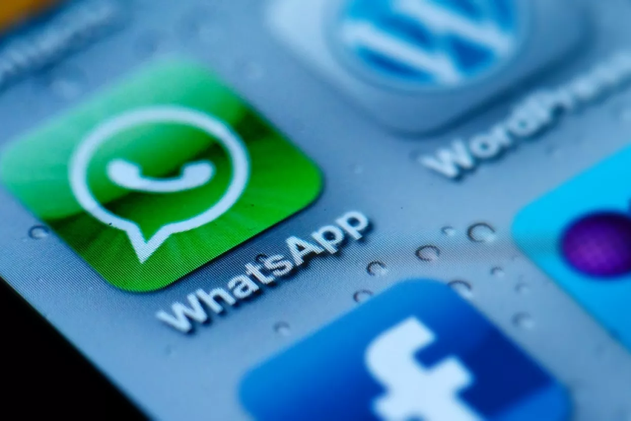 Facebook će omogućiti tvrtkama da vas kontaktiraju preko WhatsAppa