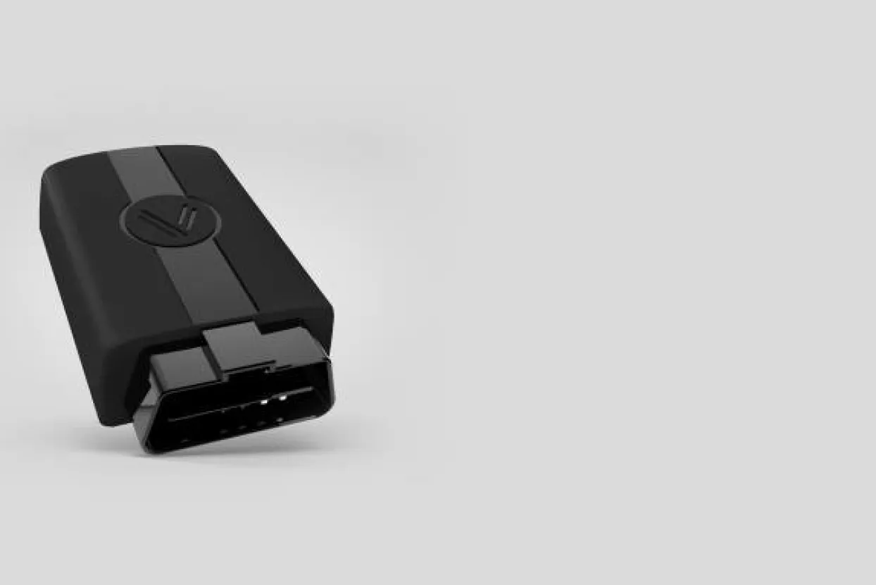 Samsung ulaže u startup koji je prona&scaron;ao način da stare automobile spoji na internet