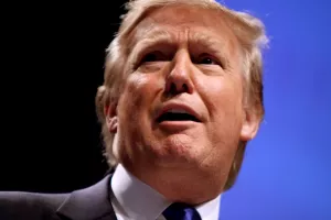 Još jedna u nizu kompanija prekinula je suradnju s Donaldom Trumpom