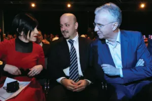 Principijelno u oporbi ili kompromisima do osvajanja vlasti