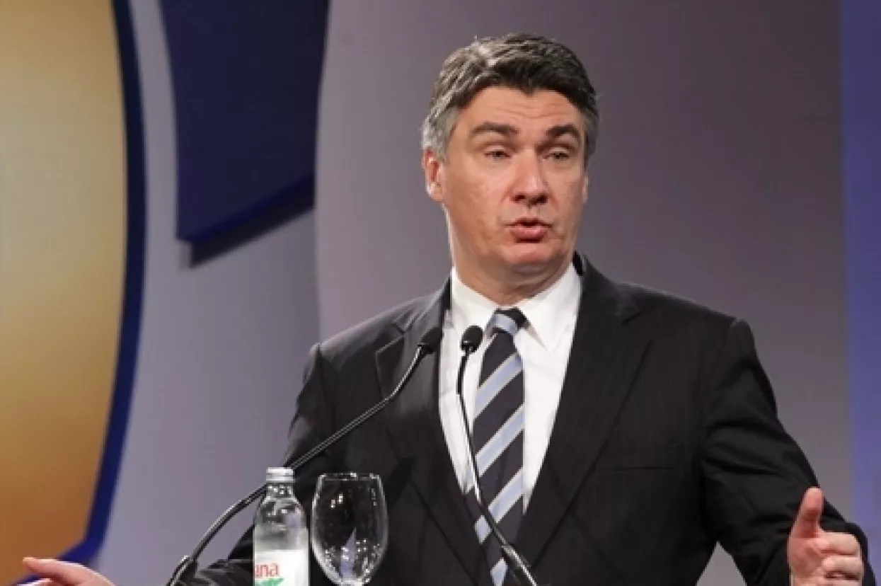 Milanović: Zakonom o &scaron;vicarcima će se pomoći srednjem sloju, a banke će ostati profitabilne