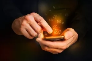 "Touch screen" s kojim se može upravljati bez izravnog dodira prstom
