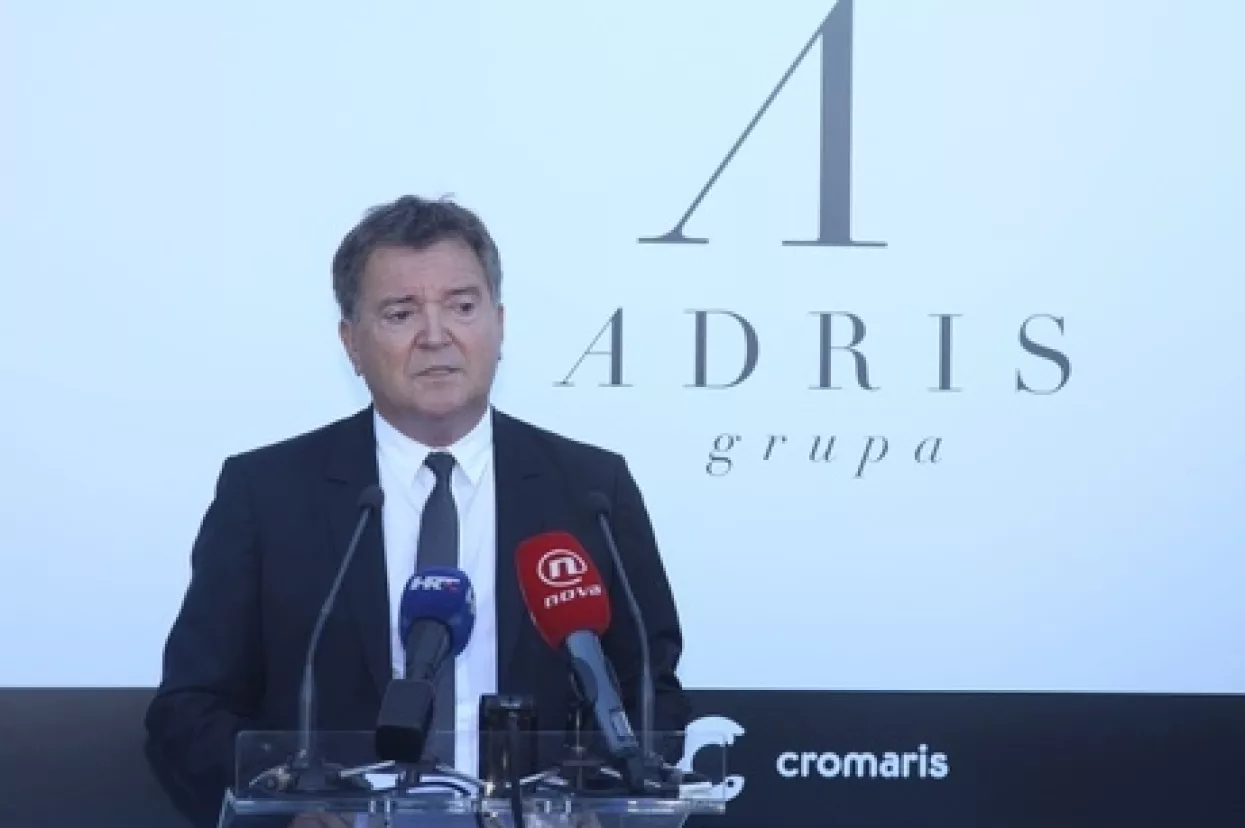 J&T fond želi kontrolu nad najmanje 25 posto dionica Adrisa, Vlahović odbio sastanak