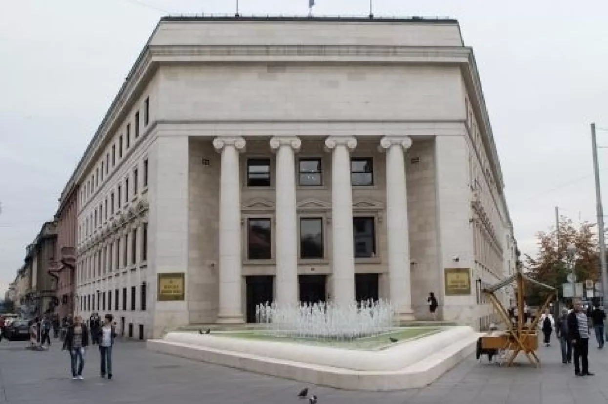 HNB bankama: Uklonite sporne odredbe o konverziji iz aneksa ugovora