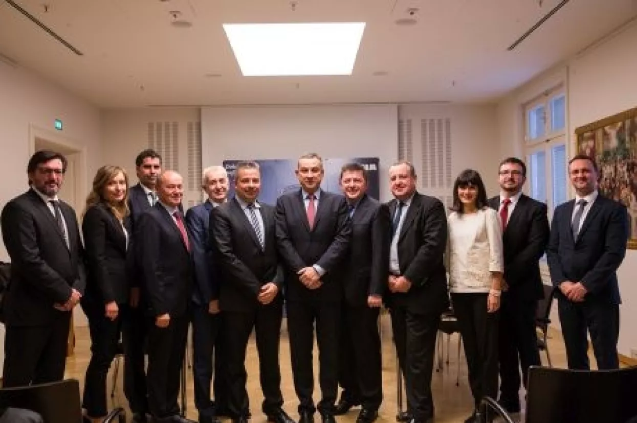 INA dogovorila revolving kredit težak 300 milijuna dolara