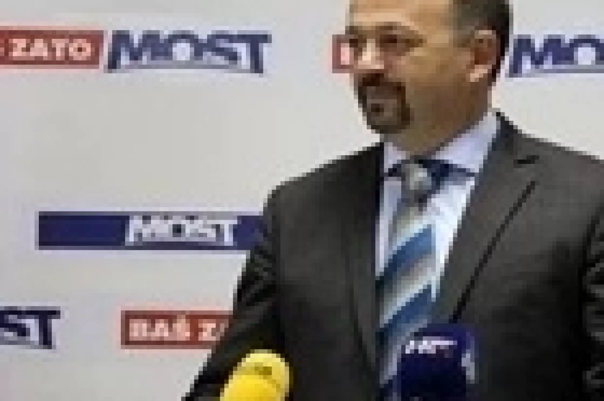 Hvala Lovrinoviću što  je 12 ekonomista natjerao na reakciju