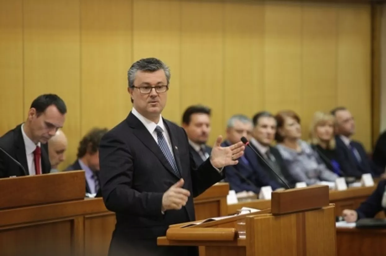 Premijer Orešković treba izravno nadzirati strateške investicije