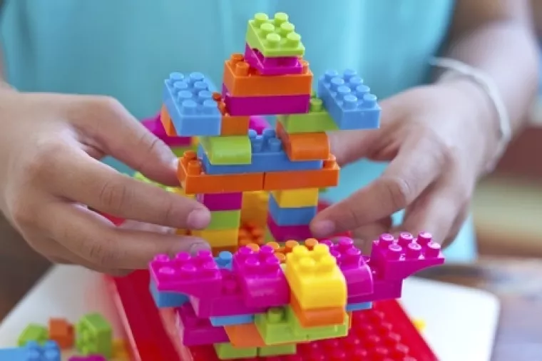 Lego ostvario rekordnu neto dobit u 2015. uz dvoznamenkasti rast prihoda