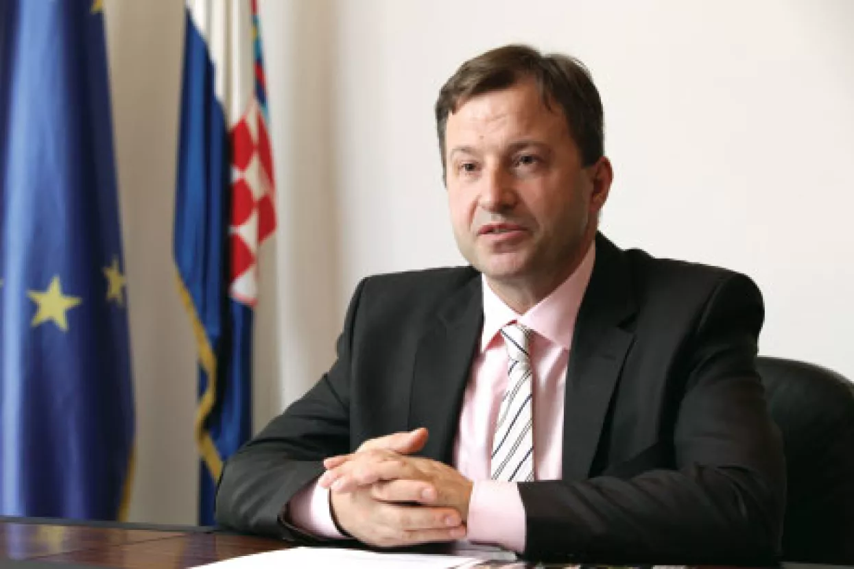 Javna nabava - Bez novog zakona od 18. travnja upitan novac iz fondova EU