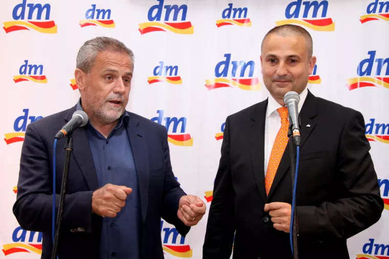 DM otvorio poslovnicu na lokaciji nekadašnjeg kazališta Jazavac