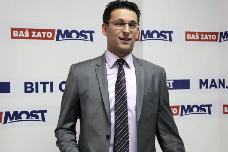 Božo Petrov: Ostavka Karamarka je očekivana, na žalost došla je prekasno