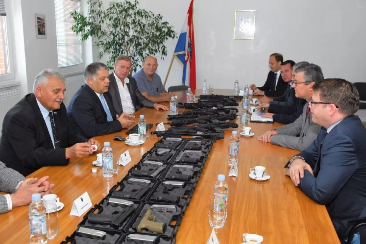 Ore&scaron;ković posjetio HS-Produkt: Hrvatska može konkuririrati velikim svjetskim igračima